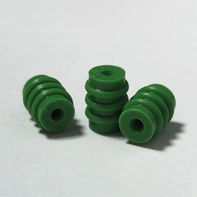 1.3 မီလီမီတာအစိမ်းရောင် Silicone Plug